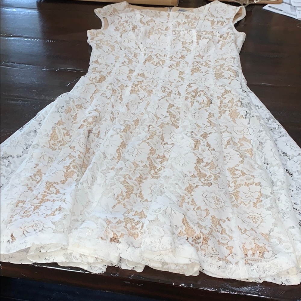 Like new whit and tan underlay dress